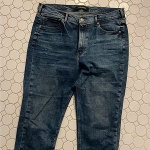 EXPRESS nwt Super High Rise Mom Jeans 16 Dark Acid Wash